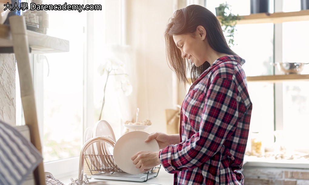 老僑觀點：從局的觀點思考「女生該不該在男朋友家洗碗」
